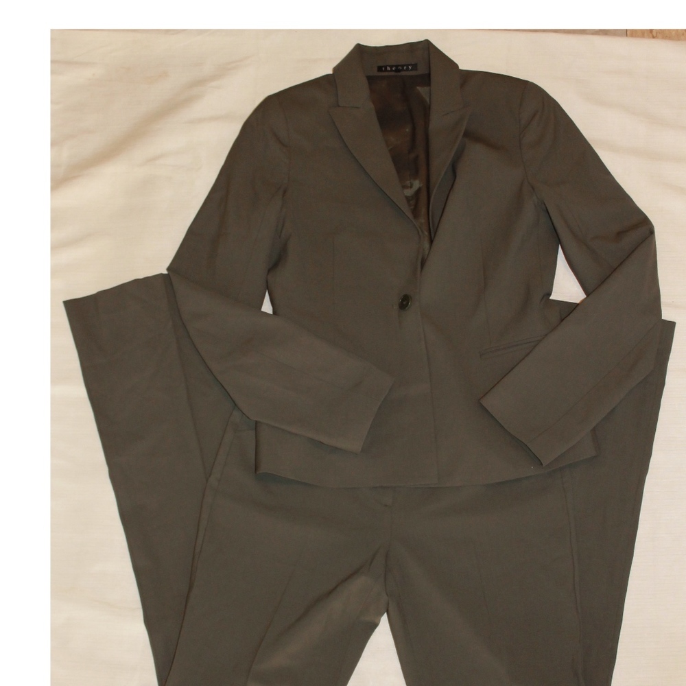 THEORY WOOL PANT SUIT (Blazer + Pants)